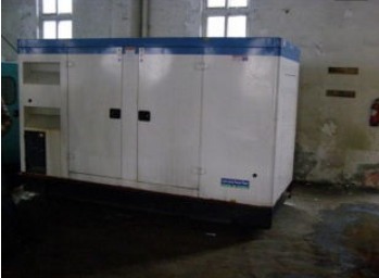 杜集康明斯150kw大型柴油二手发电机组 杜集康明斯150kw大型柴油二手发电机组